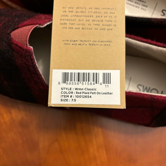 Red Plaid Flats - Picture 2 of 2